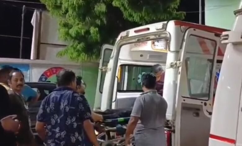 Nayagarh Bus Accident: Tragic Road Accident in Odisha! Bus Overturns After Striking a Rock... 5 Dead, Several Injured... Watch VIDEO Here.