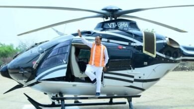 Deputy CM Keshav Prasad Maurya's helicopter filled with smoke... Emergency landing in Lucknow... BJP leader narrowly escapes