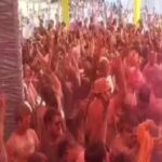 CG Police Holi: Police celebrated Holi after their Holi duty! Holi was celebrated in Chhattisgarh police stations... Policemen threw colours and gulal.