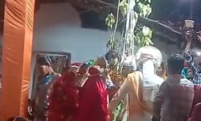Viral Wedding: One Groom, Two Brides...! A Unique Wedding in Belgaum... A Blend of Consent and Tradition... Watch VIDEO Here