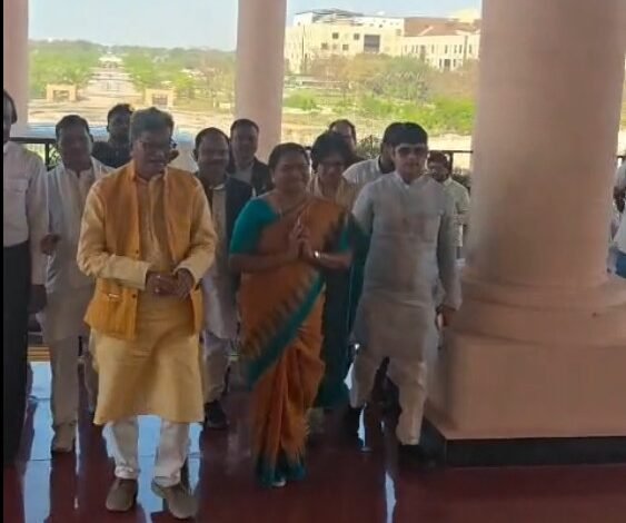 Rajya Sabha Elections: Phulo Devi Netam files nomination! What did she say about regional issues? Listen to the video here.