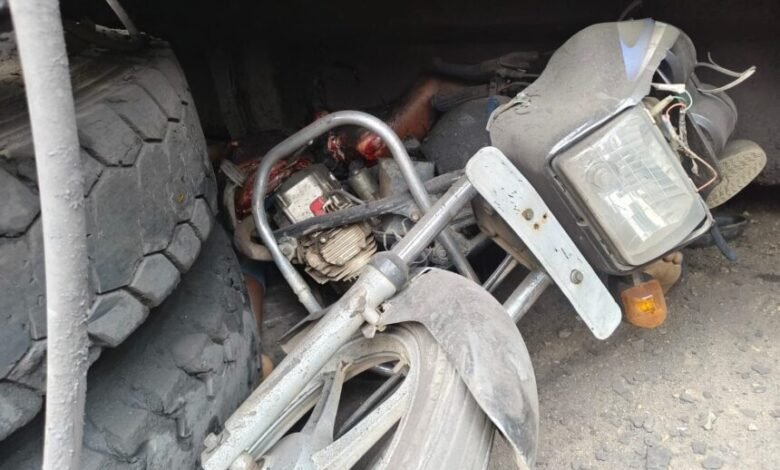 Road Accident: Tragic mishap in Korba-Pali! Three youths killed after being struck by a cargo vehicle... Three families devastated due to the driver dozing off at the wheel.