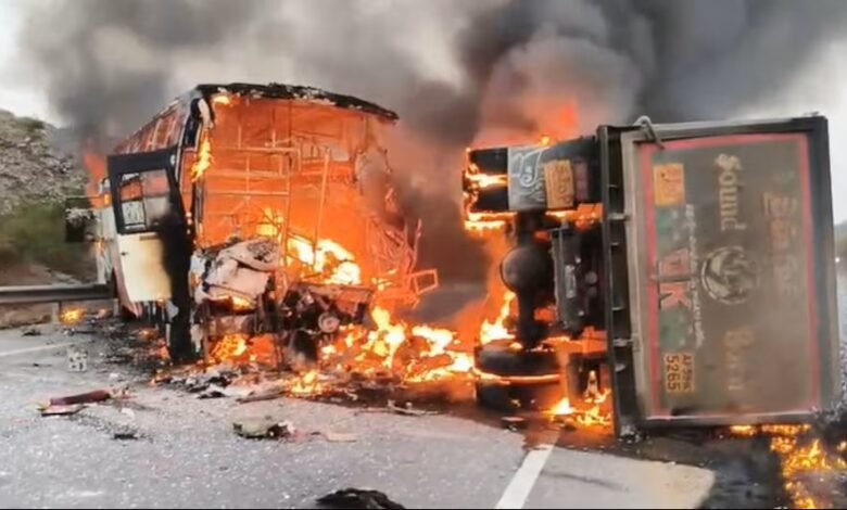 Bus Fire: Horrific Road Accident in Andhra Pradesh! Bus-Truck Collision... 10 Passengers Burn to Death... Watch VIDEO Here.