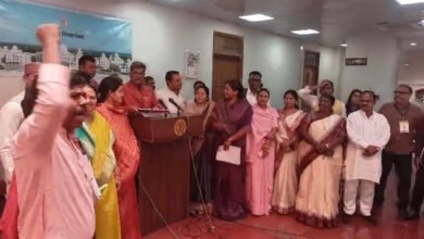 Dhan Kharidi: Did rats eat the paddy? Uproar in the Assembly...Opposition members suspended