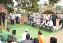 Collector's Visit: A Chaupal was set up under a mango tree...! The Collector directly interacted with the villagers... He said, "I am the Collector, I have come to listen to your problems."