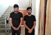 Loot Case: A trailer driver was robbed by impersonating police officers…! Police arrested two suspects within hours… and seized cash.