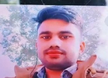 Tragic Accident: Horrific mishap on the Bharatmala route in Korba district! Young man dies in Scorpio-trailer collision; injured victims extracted using a gas cutter.