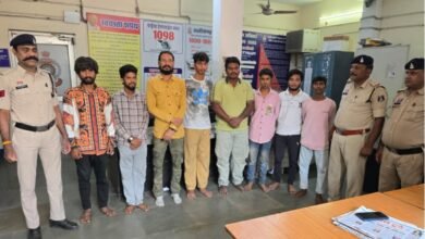 Raipur City Crime: Central Zone Police conducted a parade of 132 history-sheeters and criminals under surveillance; 28 wanted persons were arrested during a surprise check.