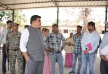 Collector Takes Strict Action: Major Move by the Collector in Korba! Strict Measures Taken Over Deficiencies Found in Schools—Directives Issued to Demolish Dilapidated Buildings and Conduct an Inquiry.