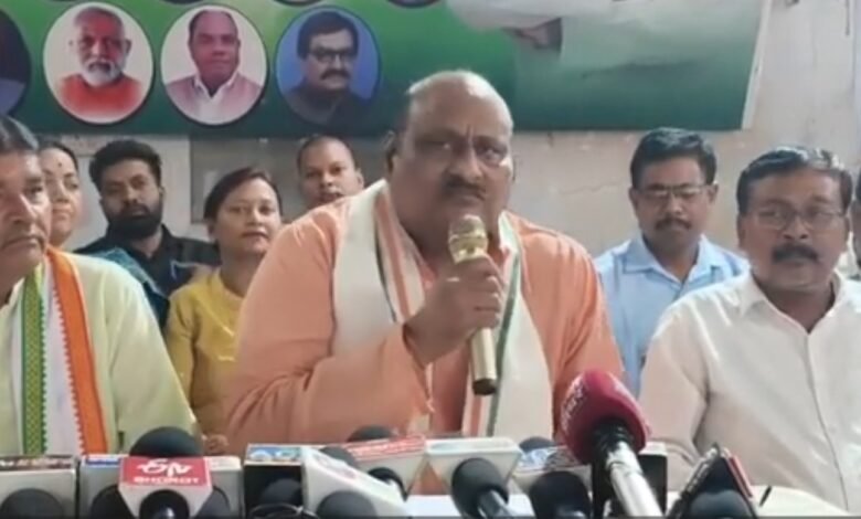 Jaisingh Agrawal's Statement: Political Turmoil in Chhattisgarh...! Jaisingh Agrawal's remark regarding his 18-room house and 'royal lifestyle' goes viral once again... Watch the video here.