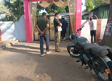 Theft Case: Retired ASI — Another Major Burglary in Korba! Thieves Strike at Retired ASI's Home During Wedding Procession... Even Cart Away the CCTV DVR.