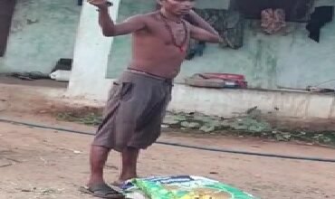 Daylight Murder: A spine-chilling crime in Bundeli village, Korba! A young man murders his wife and wanders through the village carrying her severed head—spreading terror across the region.