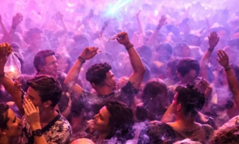 Drugs Wreak Havoc at High-Profile Concert...! 2 MBA Students Dead... 5 Arrested