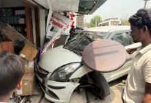 Drunk Driving Case: Major Disaster Averted in Korba! Speeding Car Crashes into Mobile Shop While Driver Was Intoxicated—Sparks Panic.