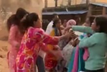 Land Dispute: Land dispute turns violent in Jagdalpur—fierce brawl breaks out between women. Watch video.