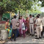 Hospital Violence: Uproar at Korba Medical College! Lockout follows death of mortuary worker; Sarpanch accused of murder.