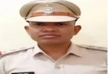 Gambling Case: Gambling in the Jungle... Video Exposes the Truth! The Axe Falls on the Station In-charge... TI and Constable Suspended.