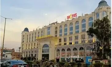 Safety Concern: Elevator Comes to a Sudden Halt at Currency Tower... Technical Glitch Sparks Panic... Why Did the Elevator Stop Despite the Presence of a Backup System?