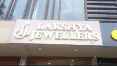 Theft at a Jewelry Shop: Major Heist at a Jewelry Store...! Jewelry Worth Approximately ₹1 Crore Stolen from Lakshya Jewelers... Watch VIDEO Here