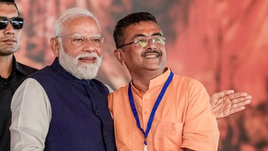 CM Suvendu's Cabinet: Suvendu Adhikari's Major Announcement in the First Cabinet Meeting... BNS Implemented... Land Transferred to BSF... See the List Here