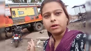 BJP Internal Dispute: Uproar in Korba BJP! A party leader levels sensational allegations against her own councilor, accusing her of demanding alcohol and ₹20,000—Video goes viral.