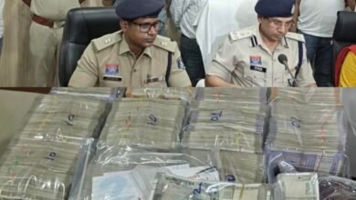 Online Betting Racket: Multi-Crore IPL Betting Racket Busted in Raigarh! ₹1.02 Crore in Cash Seized... Police Left Stunned.