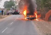 Bolero Fire: Bolero parked in Surajpur catches fire! Father saves his 2-year-old child—major tragedy averted. Watch VIDEO here.