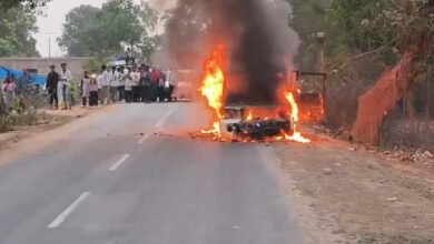 Bolero Fire: Bolero parked in Surajpur catches fire! Father saves his 2-year-old child—major tragedy averted. Watch VIDEO here.