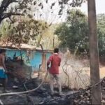 Sidhi Fire Incident: Tragic Blaze in Madhya Pradesh! Massive Fire Engulfs Home... 3 Innocent Children Perish... Village Plunged into Mourning (VIDEO)