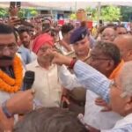 Political Showdown at Bilha SuShasan Tihar! BJP MLA Dharamlal Kaushik and Congress Leader Rajendra Shukla Clash on Stage.