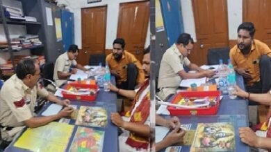 VIP Culture: Questions Raised Over Bilaspur Police...! Scrap Dealer Receives 'VIP Treatment'—Koni Police Station Becomes the Center of Discussion.