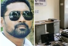 Councillor Dismissed: Vandalism at Aadhaar Centre...! Officials Held 'Hostage'... Risali Councillor Vinay Netam Sacked