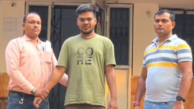 Cricket Betting: Major revelation by Raigarh Police! High-tech cricket betting racket busted—matches streamed with a 5-second lead; B.Tech engineer mastermind arrested.