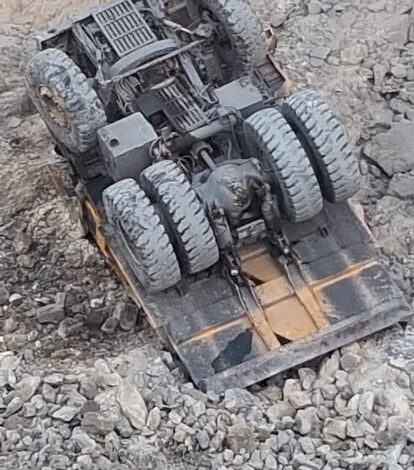 Mine Accident: Major accident at SECL's Kusmunda mine... Dumper falls into a 150-foot-deep pit... Worker dies.