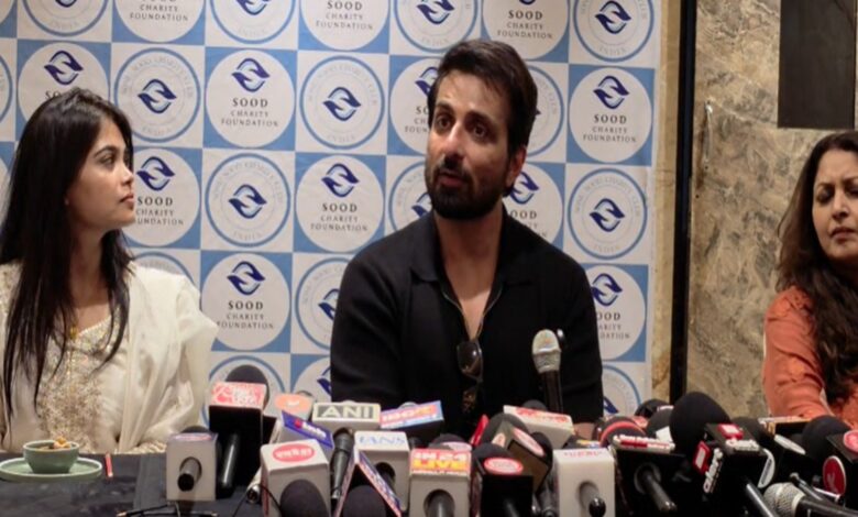 Sonu Sood in Bhilai: Actor Sonu Sood has arrived in Bhilai! He spoke candidly about de-addiction, employment, and the theft of Ram Mandir donations.