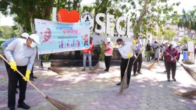 Special cleanliness drive held at SECL headquarters...! Officers and employees contributed voluntary labor.