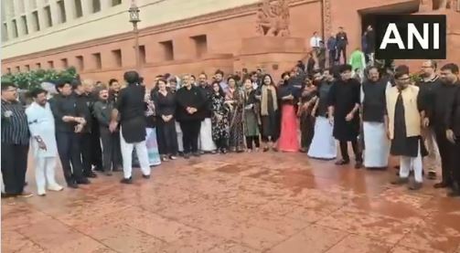 Parliament Monsoon Session: NEET controversy resonates in Parliament! Opposition dressed in black...demands Education Minister's resignation...both houses stalled
