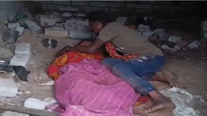 Wife Murder: Alcohol proves fatal in Korba... Husband beats wife to death with a stick after she drank the remaining liquor.