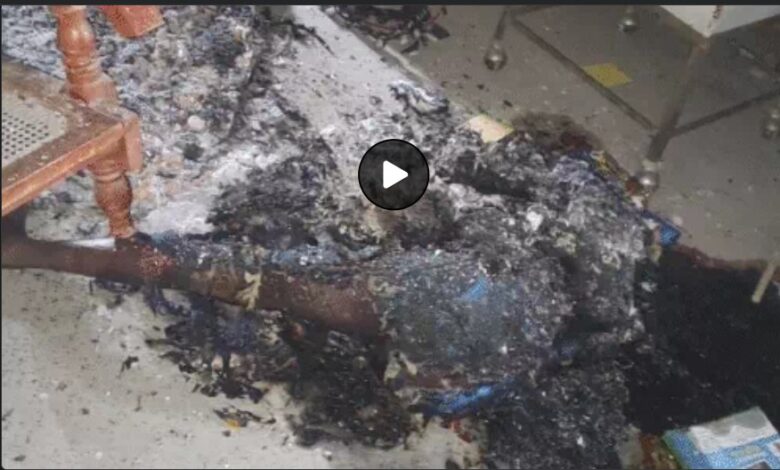 Raigarh Double Murder: Shocking double murder in Raigarh...! Partially burnt bodies of an elderly couple found inside their home... suspicion that the bodies were set ablaze after the murder.
