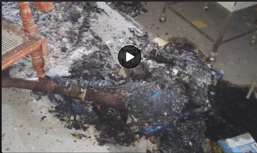 Raigarh Double Murder: Shocking double murder in Raigarh...! Partially burnt bodies of an elderly couple found inside their home... suspicion that the bodies were set ablaze after the murder.
