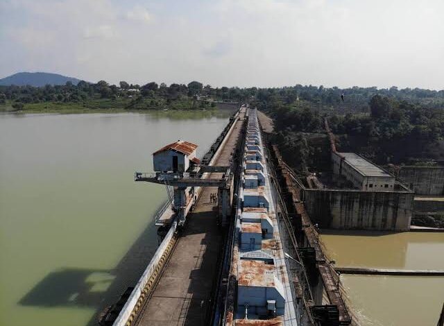 Bango Dam: Bango Dam is starting to fill up...! Water could be released at any moment... The administration has issued a major alert for villages situated along the banks of the Hasdeo River.