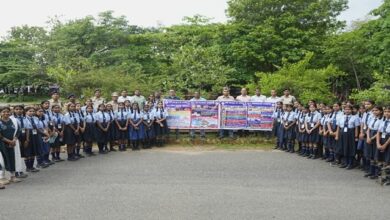 Good Touch, Bad Touch: A new initiative by Korba Police! Female students were provided with crucial information regarding new criminal laws, the 'good touch-bad touch' concept, and cyber security.