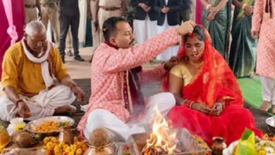 Jail Wedding: Wedding music echoes in the prison! Rape accused becomes a groom; with court approval, the undertrial prisoner ties the knot with his girlfriend.