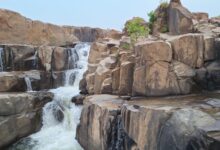 Picnic Spot: The rainy season brings not just beauty, but also danger...! Korba administration appeals to the public: Avoid taking selfies or performing stunts near waterfalls.