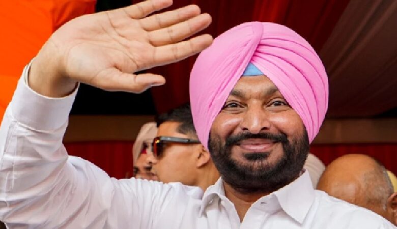 Ravneet Singh Bittu Resigns: Major reshuffle in the Modi Cabinet...! Resignation of Minister of State for Railways Ravneet Singh Bittu accepted... Immediate approval granted by the President.