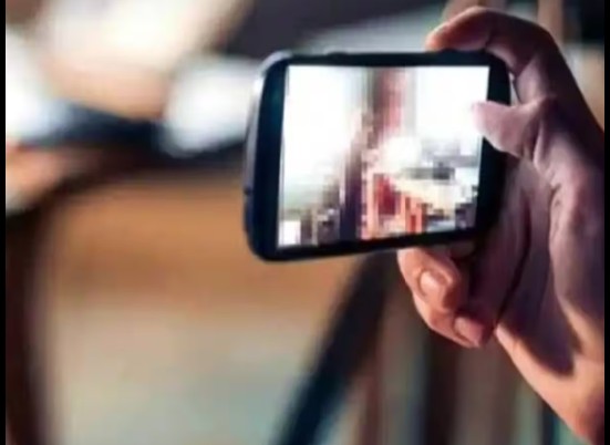 Cyber ​​Fraud: A new cyber scam in Bilaspur...! "You watch pornographic videos..." — a single call led to a female teacher being swindled out of ₹76,900. Find out how the fraud unfolded.
