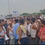 CG Contractors' Protest: Contractors take off their shirts to demand payment! Attempt to lay siege to the Legislative Assembly while scantily clad... Watch the video here.