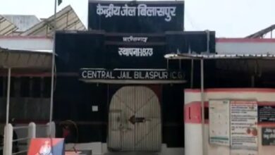 Bilaspur Central Jail: Major incident at Bilaspur Central Jail... Prisoner dies after jumping into a burning furnace... Investigation underway.