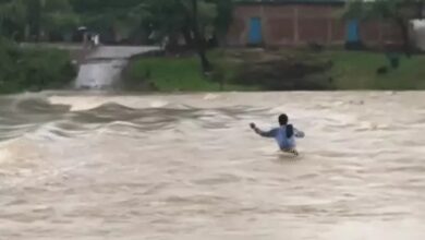CG Weather Alert: 15,000 cusecs of water released from Sikaser Dam...! Alert issued for heavy rain over the next 48 hours... Man dies while crossing a stream in Gariaband.