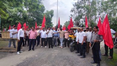 Coal India Wage Agreement: Coal workers launch a protest! Demand for the immediate constitution of JBCCI-12; memorandum submitted to Gevra-Deepka management. VIDEO